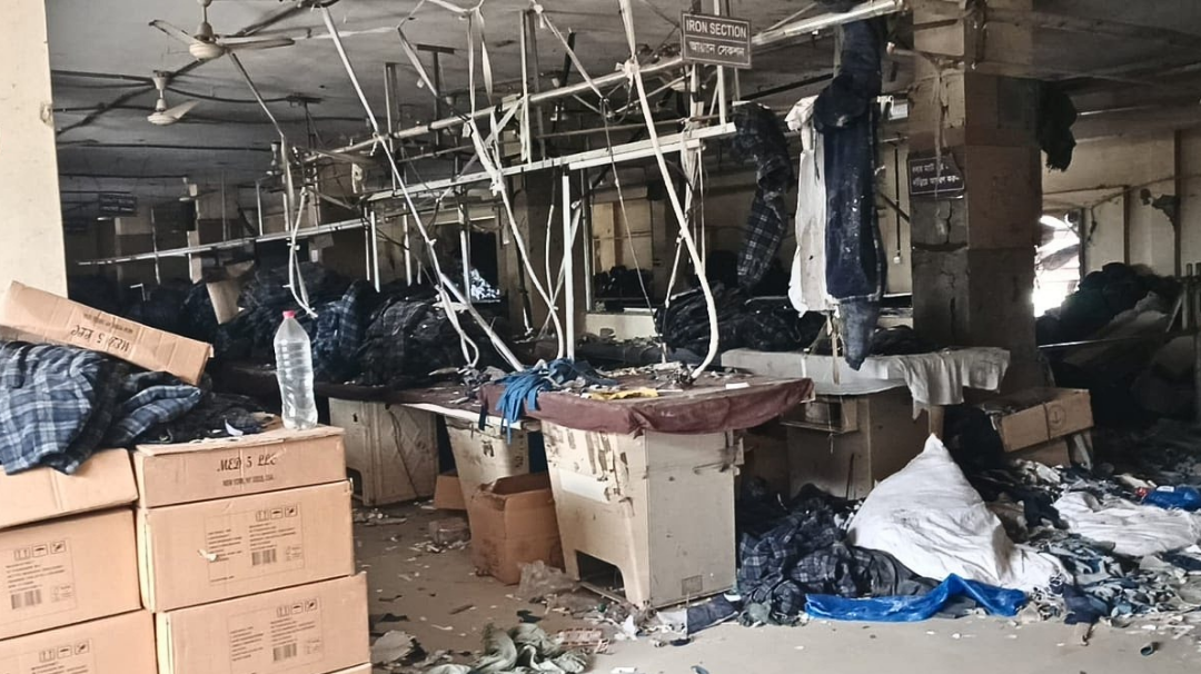 ফতুল্লায় পোশাক কারখানায় বয়লার বিস্ফোরণ, আহত ৭ শ্রমিক; সড়ক অবরোধ