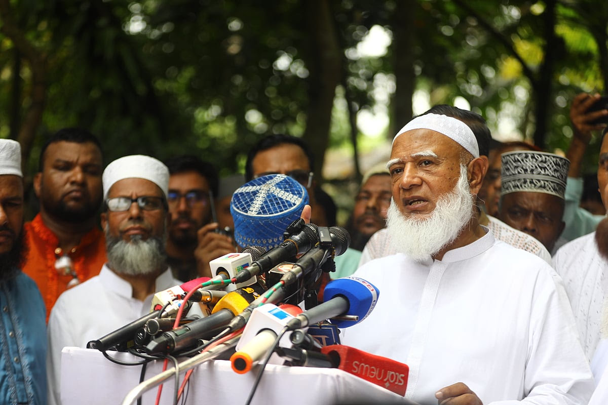 ‘জনগণ ঘুমিয়ে গেলে তেলের দাম বাড়ানো হয়, এটা জুলুম’: শফিকুর রহমান